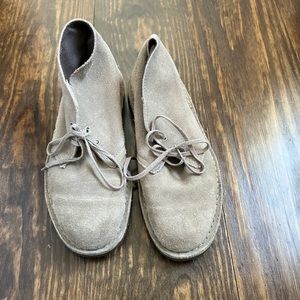 Clarks chukka men’s shoes size 8